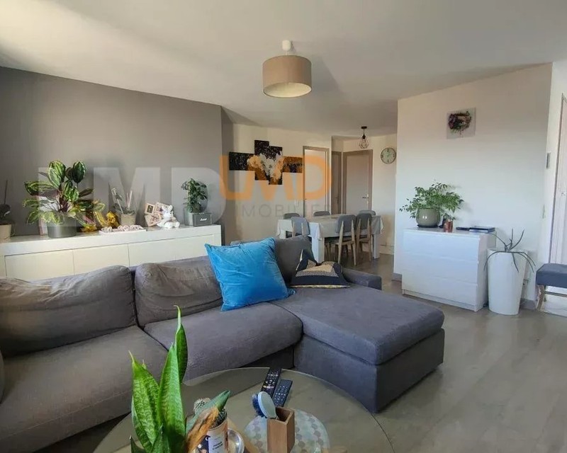 Coup de Coeur- Grande terrasse de 33m2 - lumineux - vue dégagée - 3f414229-5e7e-4c41-b107-d1e6740de7e3