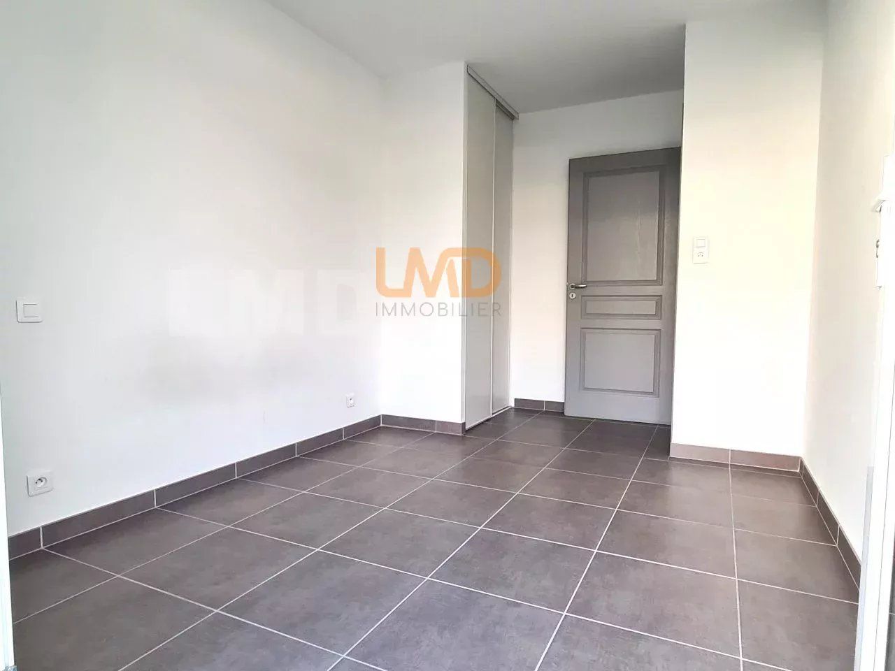 Lumineux - Grand T3 - 2 Jardins - 2 Stationnements Privatifs  - c83761e5-2b3b-4e00-8c21-54263328bcd3