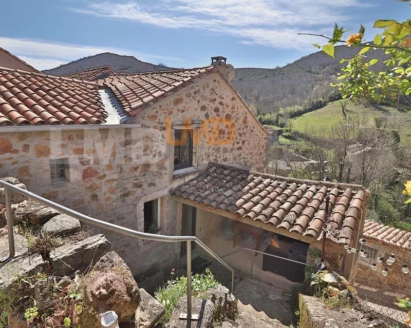 Maison en pierre - Terrasse - Deux appartements - caves - 2d149bcf-62c0-4994-a294-ec90ffc2d0f8