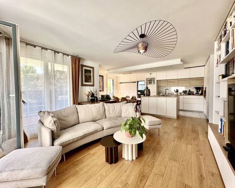 Clichy Beaujon Berges de Seine- Appartement 5P 3ch 92m2 -Terrasse 75m2 - Salon