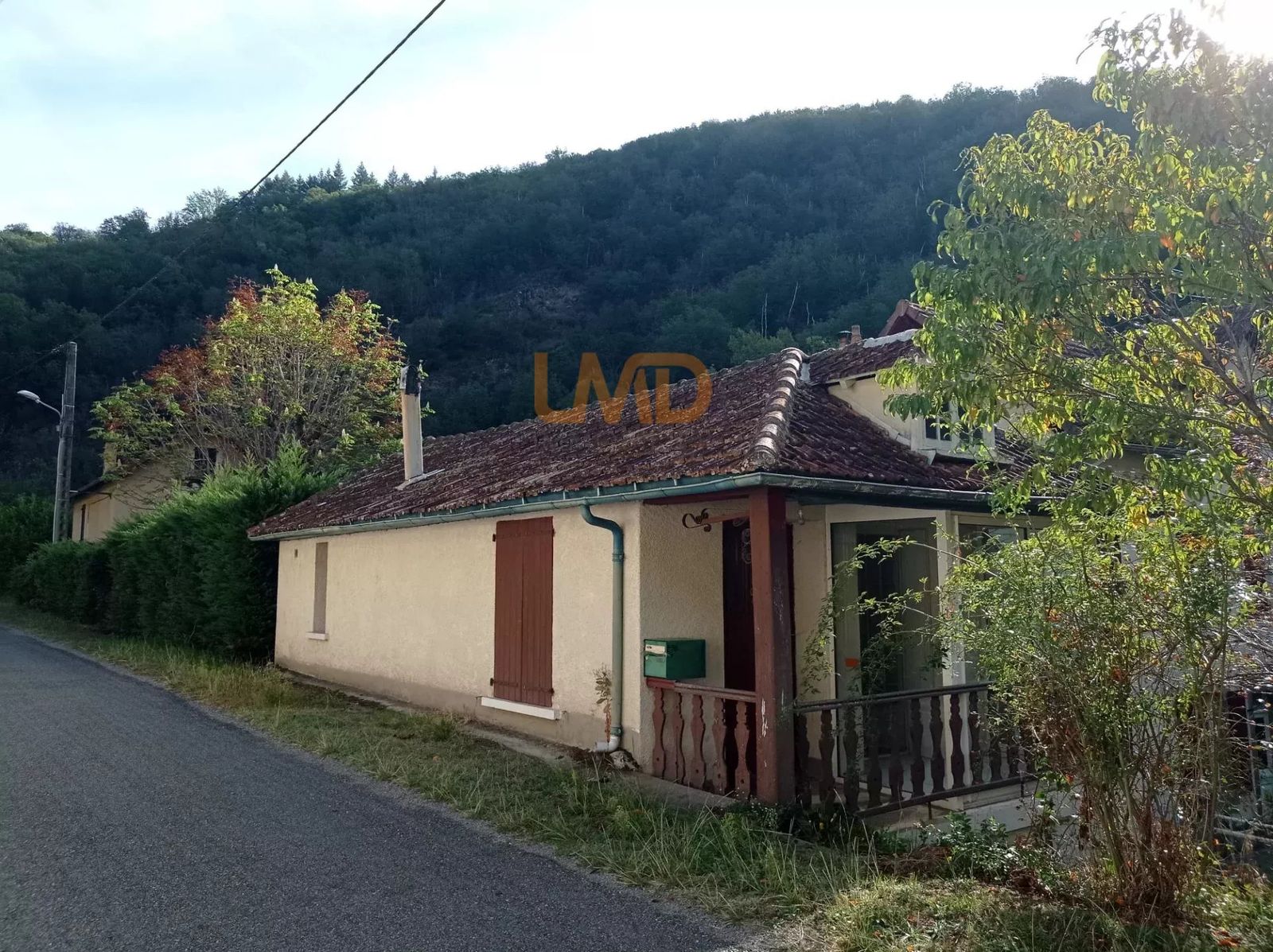 Maison à rénover intégralement - 99652757-7100-4690-b0ae-3190c76ff243