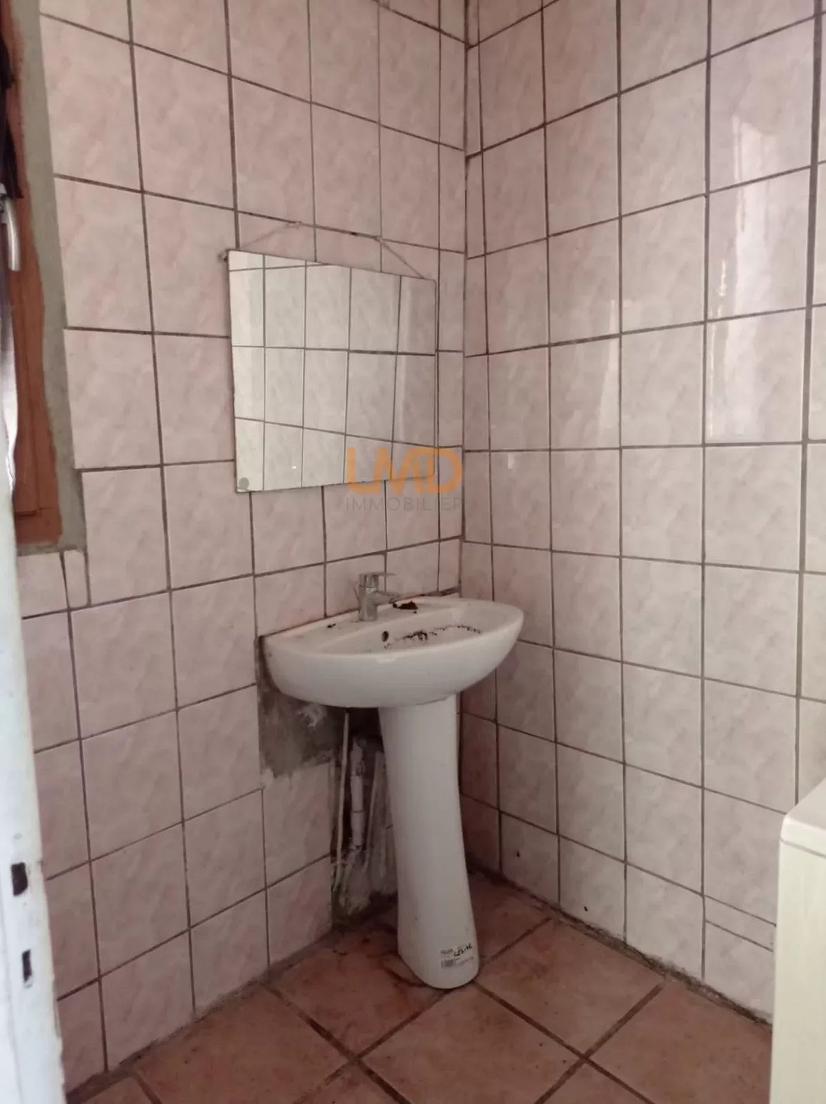 Maison à rénover intégralement - 58c14e02-48d8-4eb0-a41d-a1bb5879bd7e