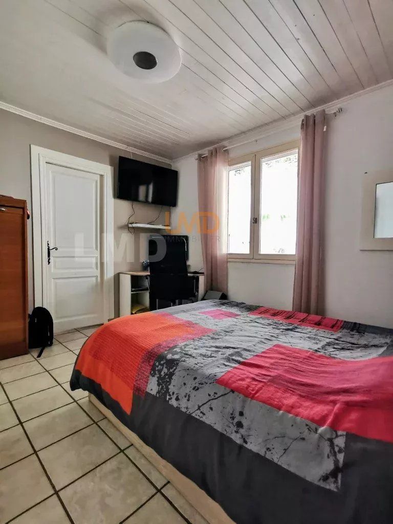 Vals les Bains - Maison de 130 m2 belle piscine, une vue magnifique - 053019f2-7c98-45aa-8ebd-ded6fa8b965c