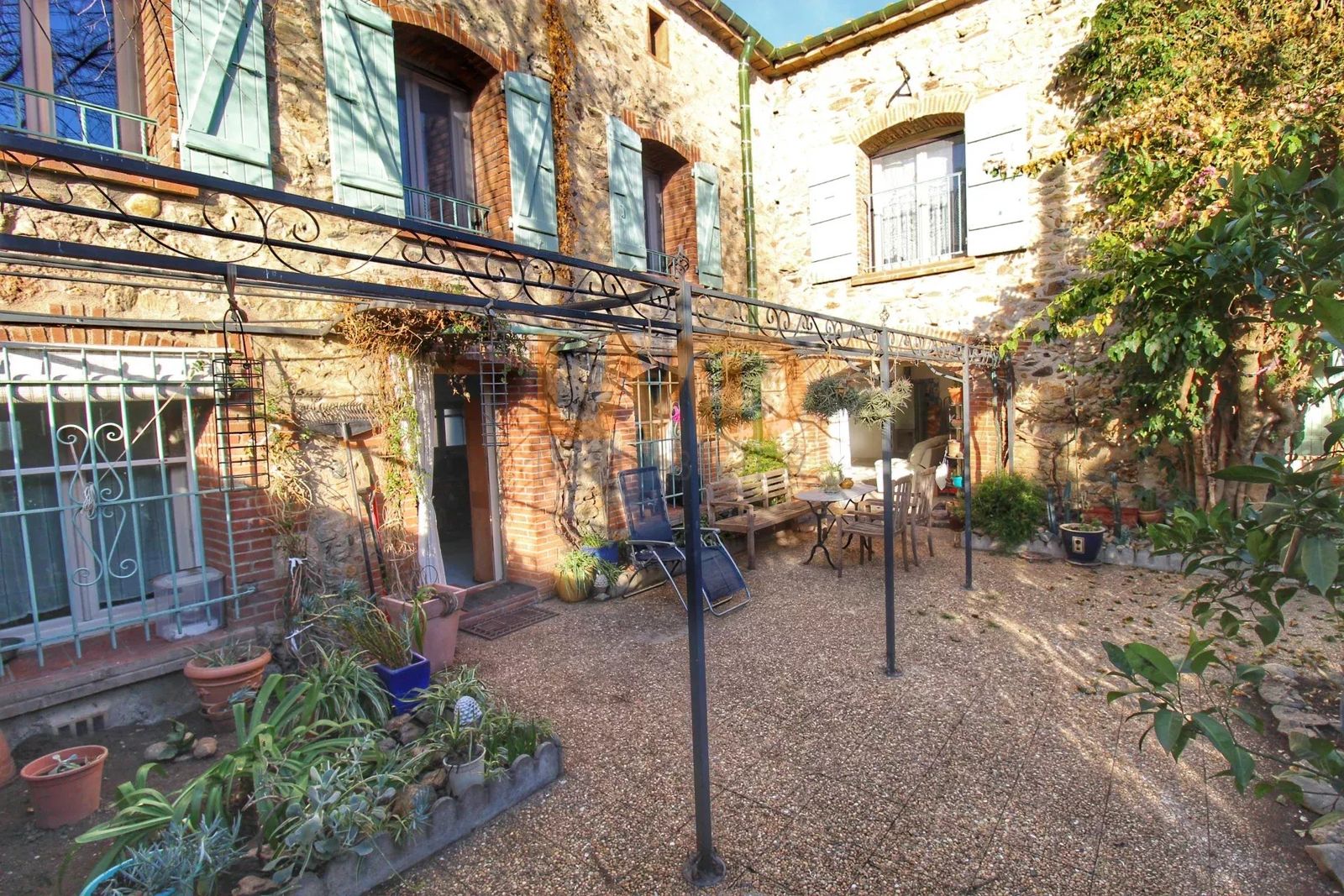 Mas Catalan - 72414668-f244-4c39-8b19-2575e62b2c36