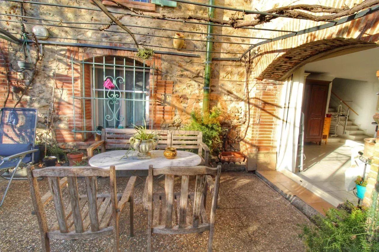 Mas Catalan - d87fbc61-01f7-4e8c-afe6-f373d46bced4