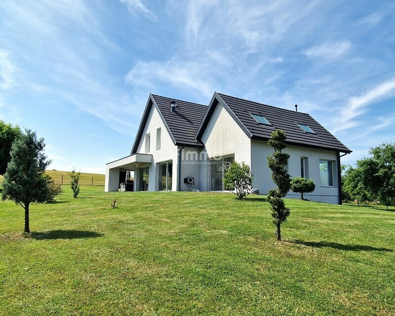 Belle villa d'architecte en lisière de champs - 01