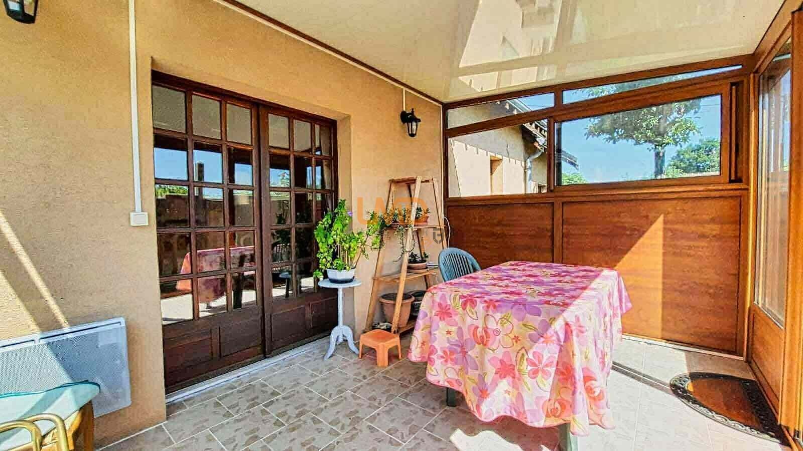 Maison 4 Chambres- 10 min TGV - 10 MIN Vendôme  - Veranda