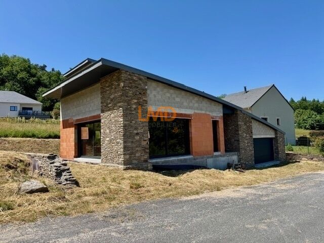 Maison neuve à terminer - Maison atypique salles curan