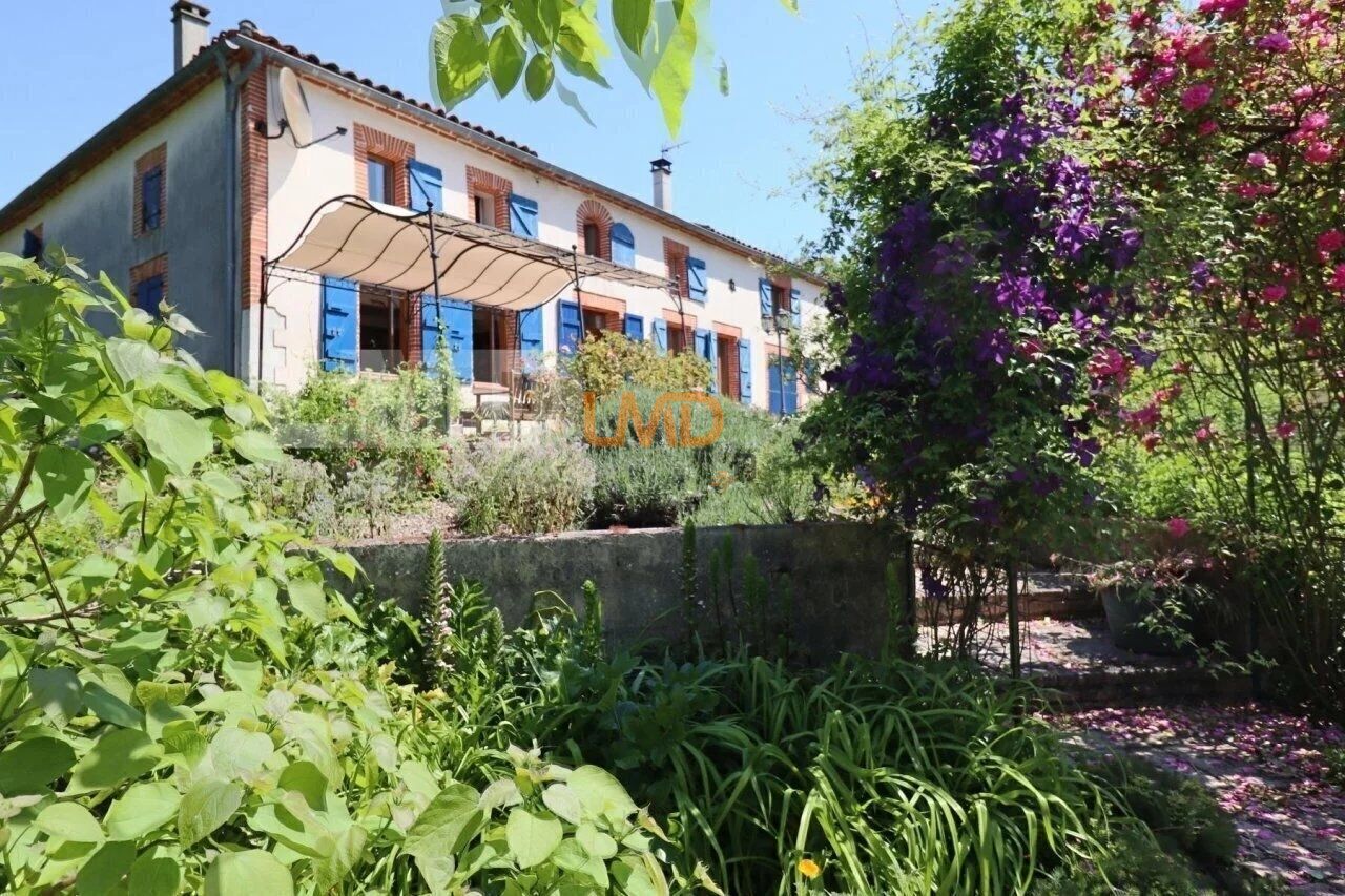 Ferme rénovée 310 m2 + dépendances - Picture-85190927-24