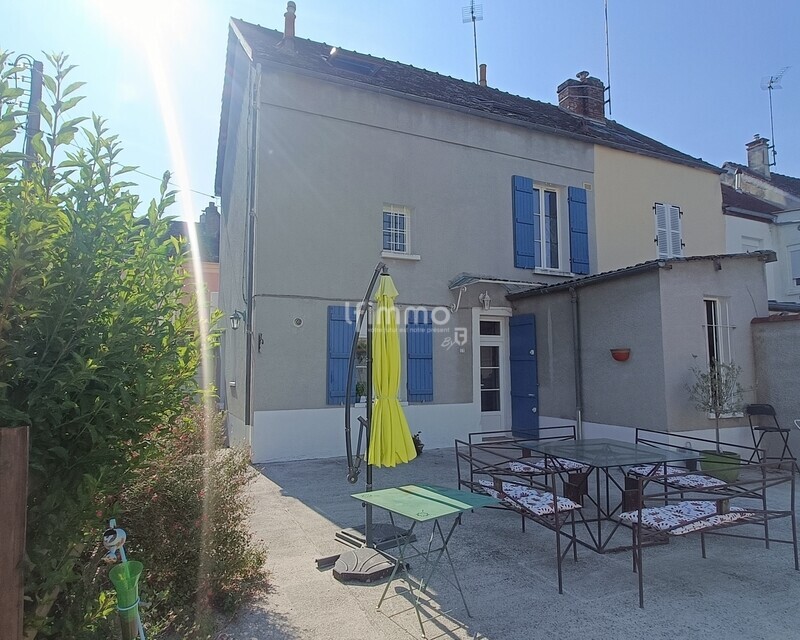 Provins centre Maison de ville avec jardin - Img20250611174830