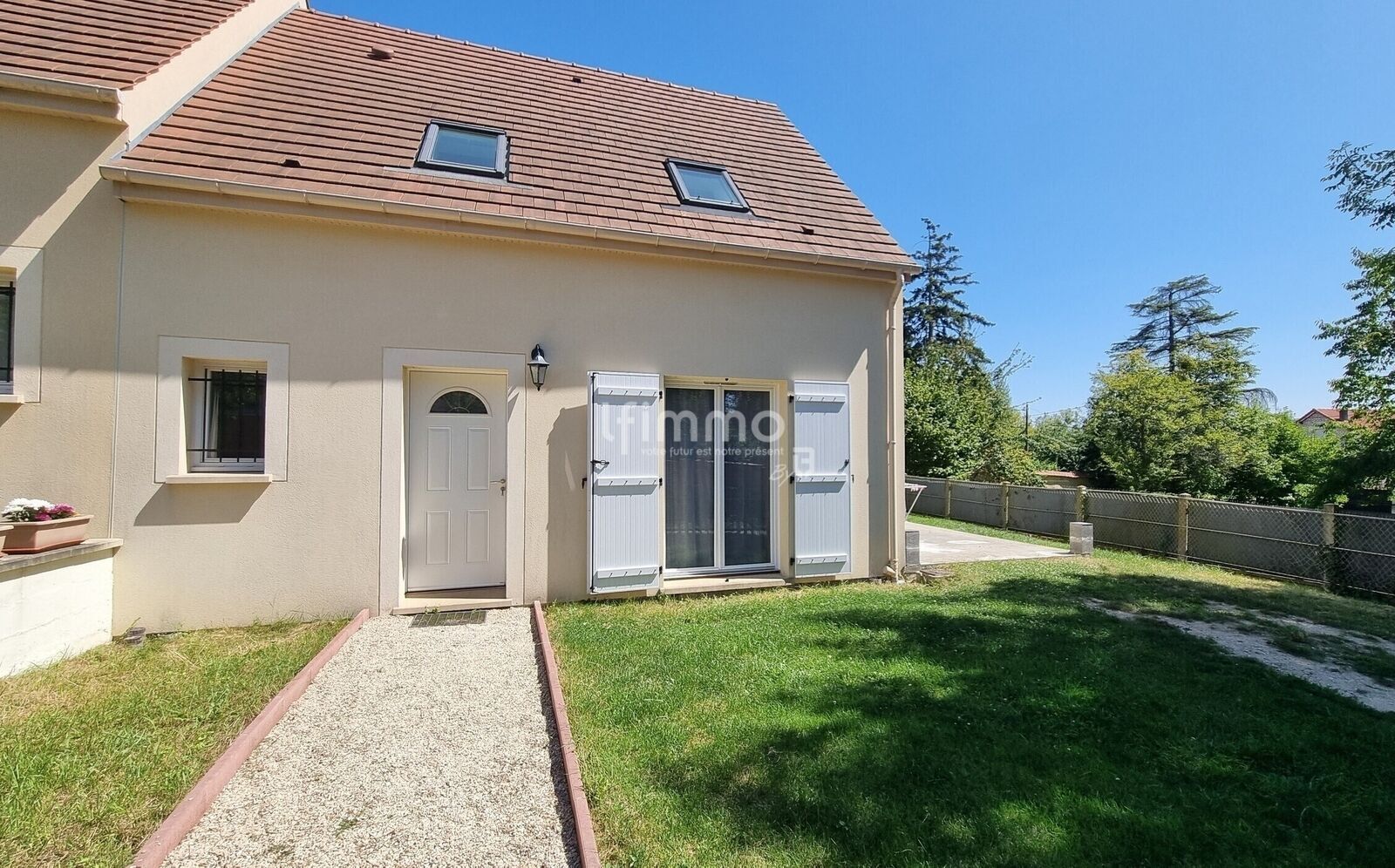 Maison au calme de  82 m² à esbly  - Photo facadea