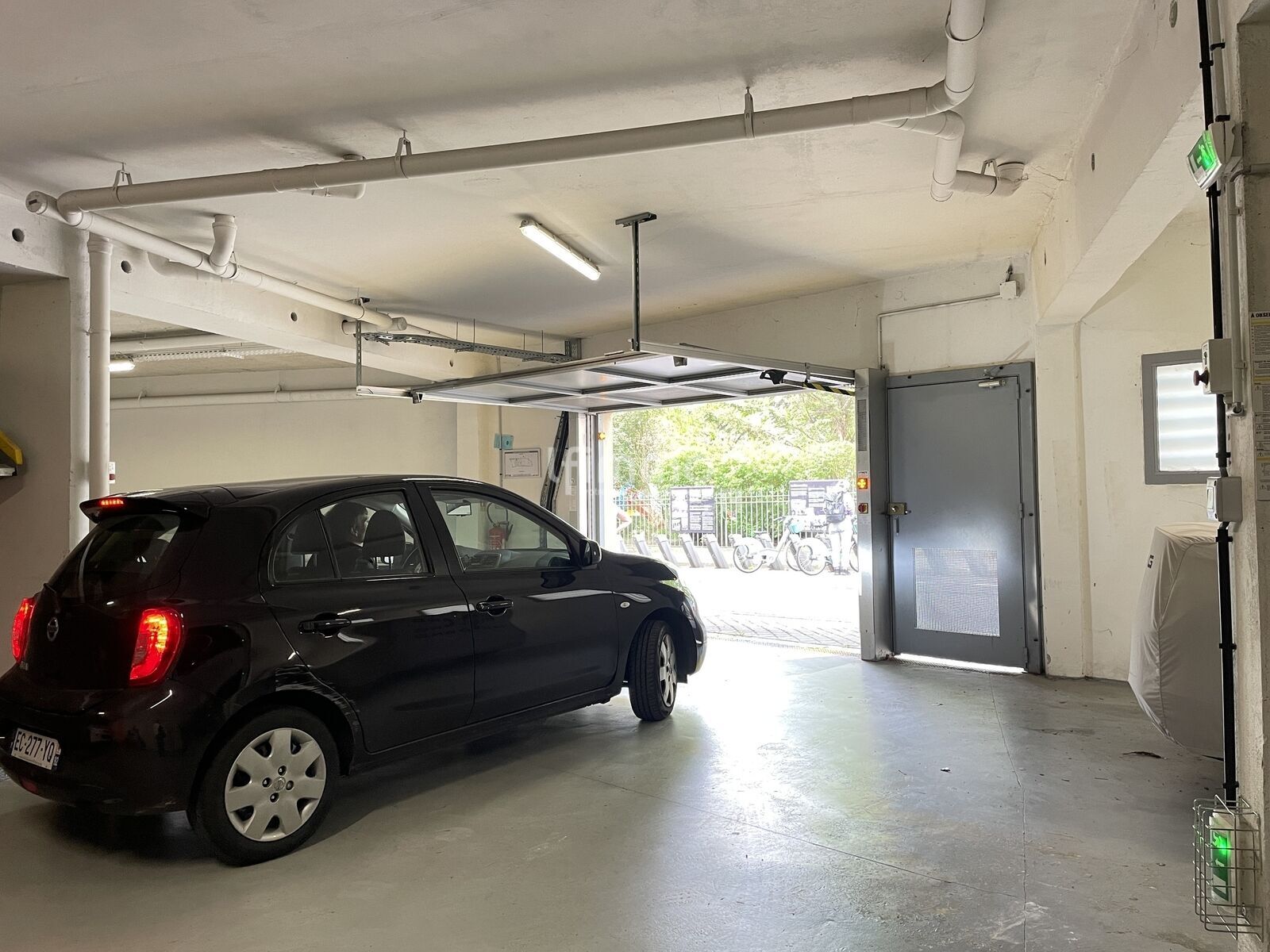 Place de Parking – 185 Rue de Paris, Les Lilas (93260) - Image00002