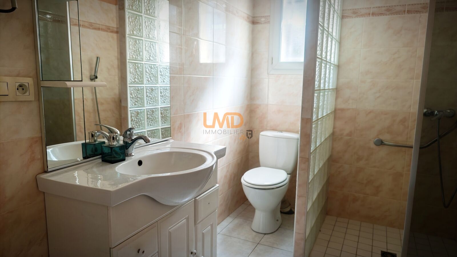 Maison de plain pied de 70 m² + garage 27 m²  - Img 20250623 184415