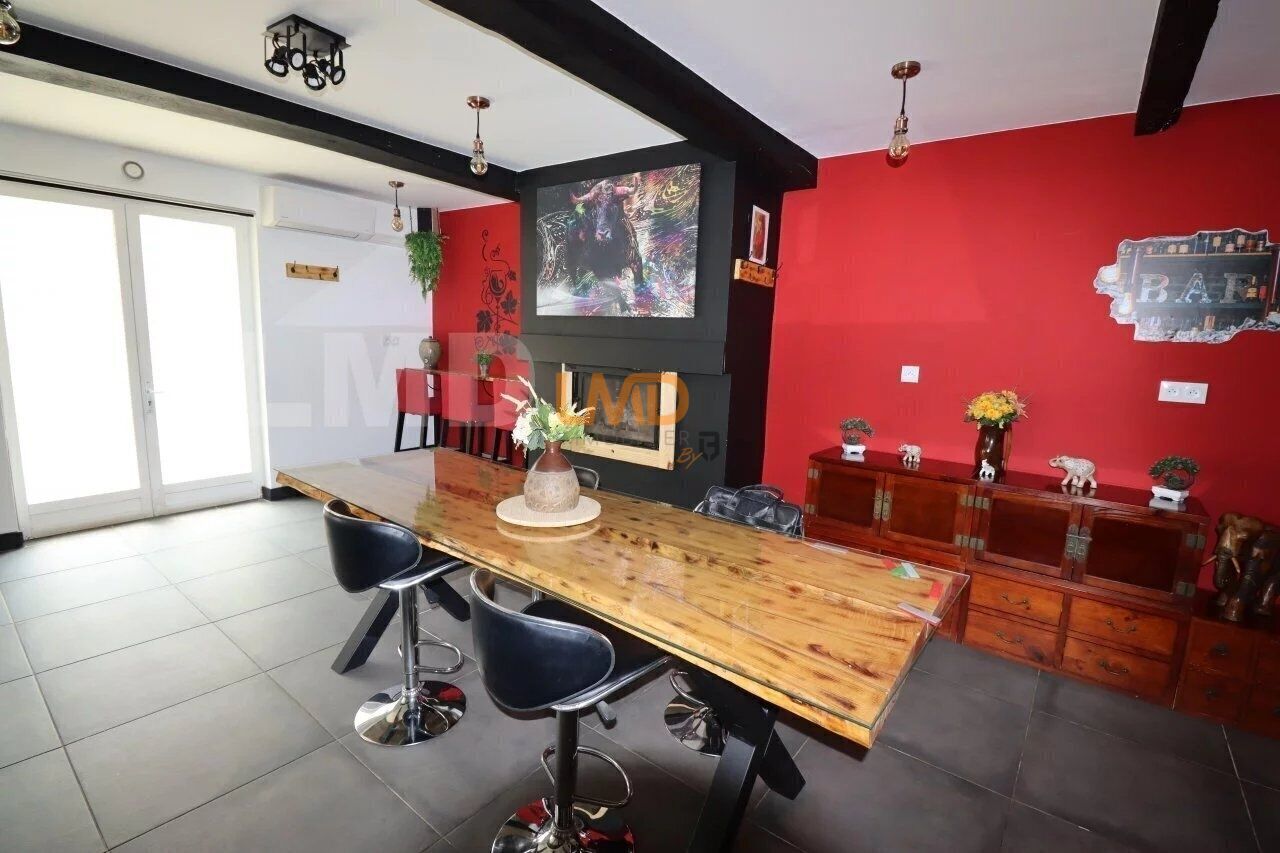 Maison de ville T6 225 M2? avec coure - Picture-85191334-2