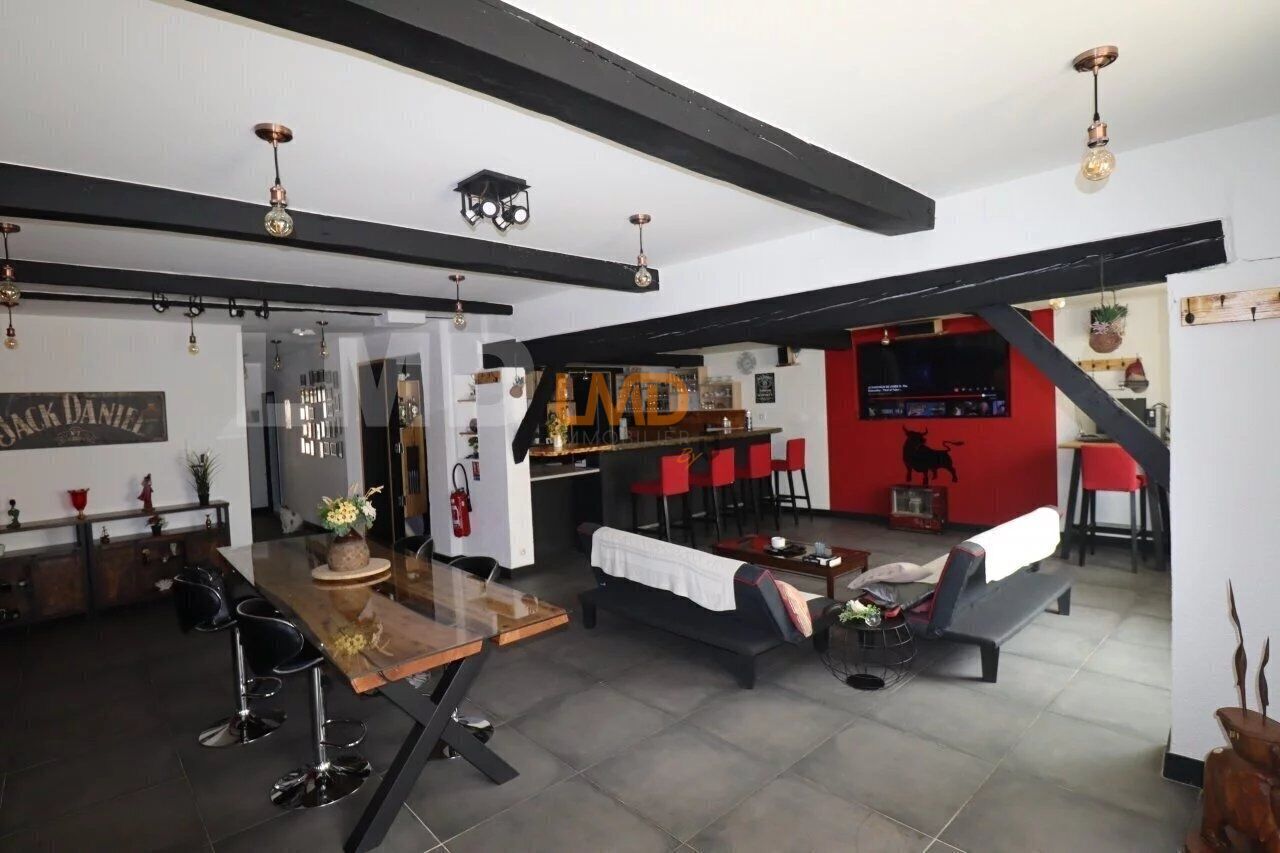 Maison de ville T6 225 M2? avec coure - Picture-85191334-42