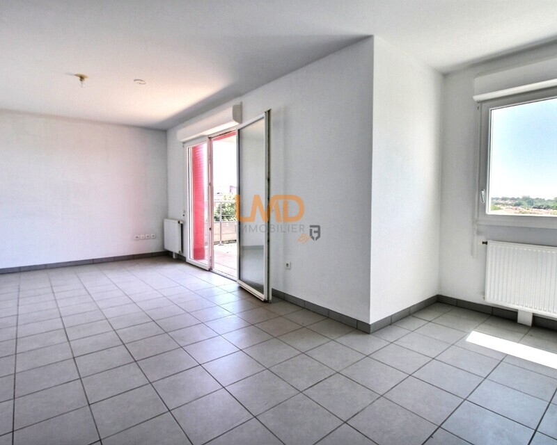 Appartement T3 dernier étage avec terrasse plein sud - Séjour