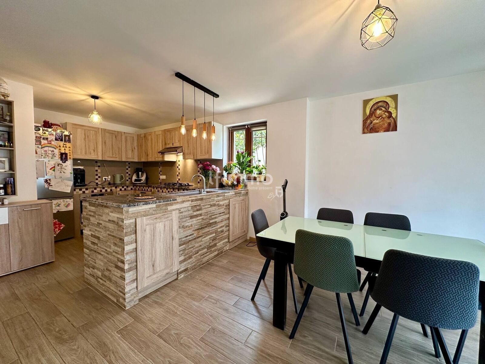 Maison 165m² Terrain 498m² cave source cabanon - St rambert 18