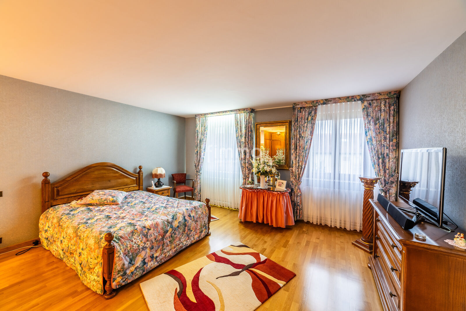 Maison dotée d'un grand cachet, au cœur d'un sympathique village. - 06 novembre 2024-16315c9a0657-hdr