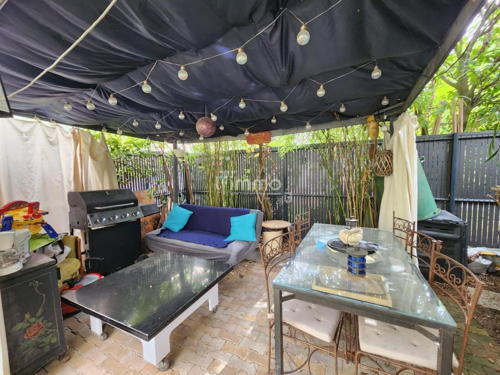 Maison avec jardin arboré  - 70f42799-666e-4bc3-9535-f6c06edefdb8