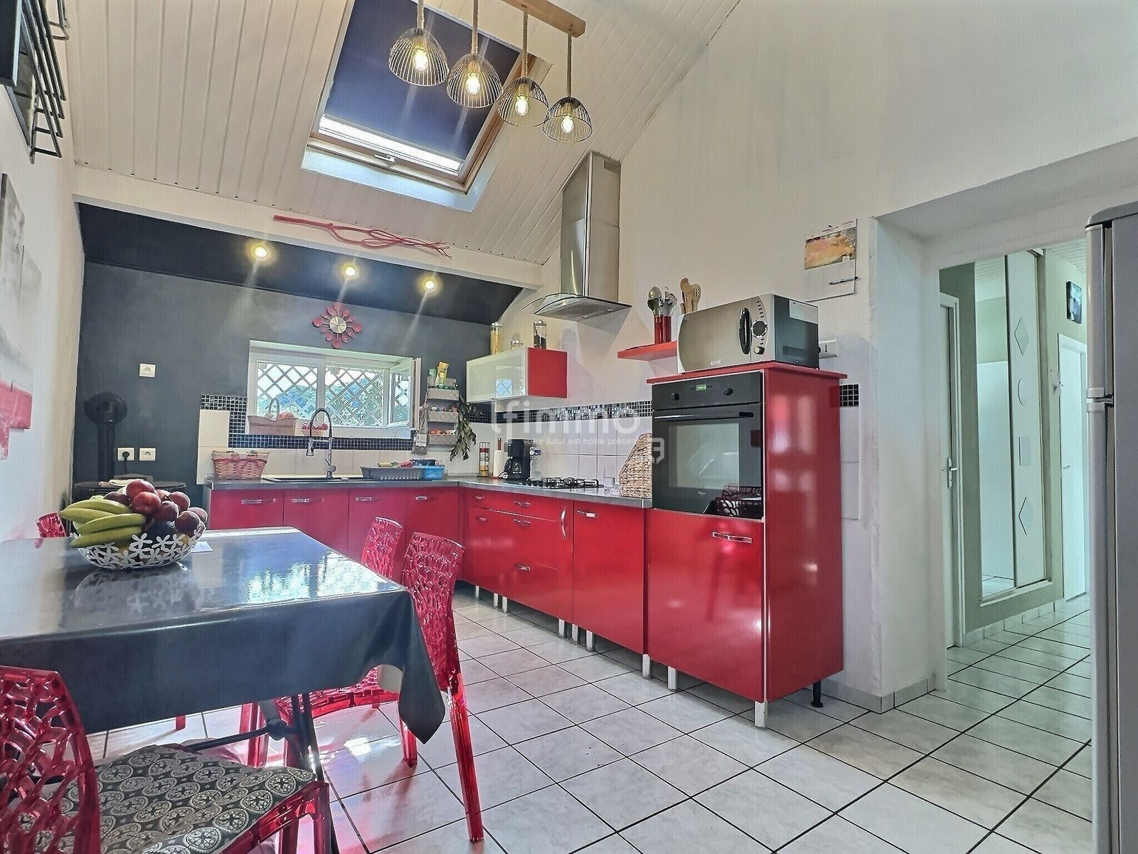 Maison T5/6 de 151 m2 avec 4 chambres  - Exposio 132640665