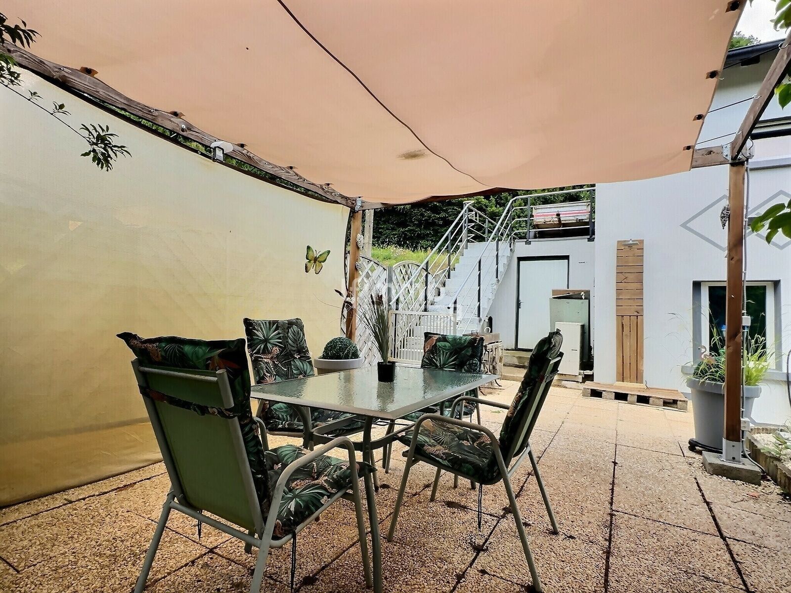 Maison T5/6 de 151 m2 avec 4 chambres  - Exposio 132640956