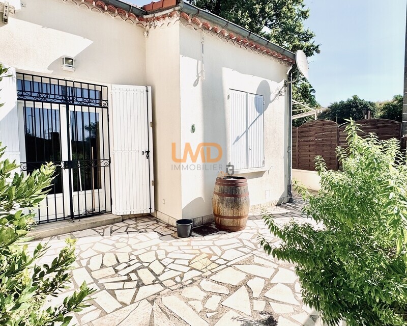 Maison avec cour, climatisée, pas de charges . Première couronne  - Img 9508 2