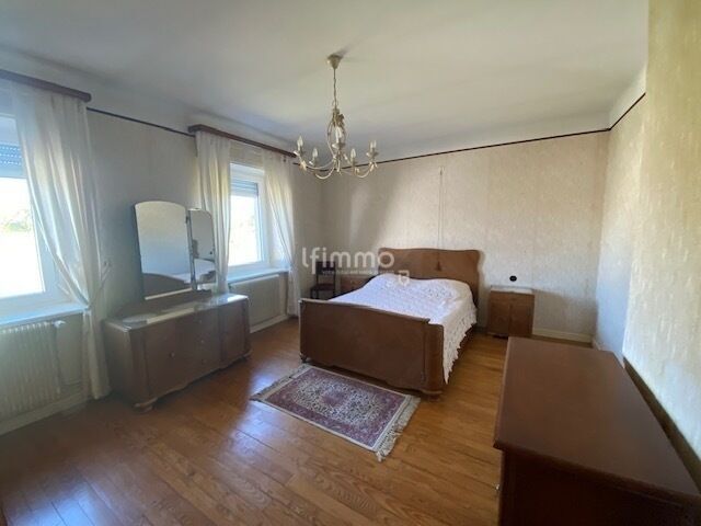 Maison de village avec dépendances et vaste terrain. - Photo chambre tata marthe