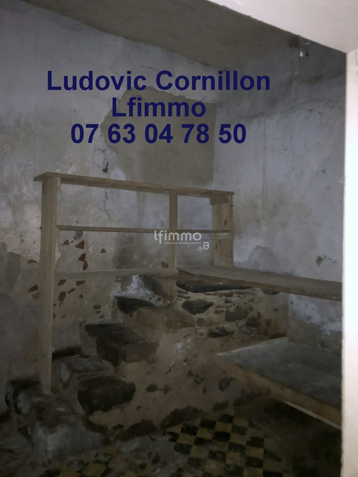 Maison de village à rénover - Img 6759