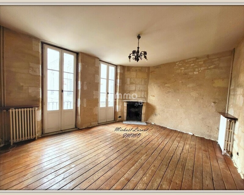 Maison en pierre de 146 m² à 50 m de la Place Camille Jullian - 20250902 105106-001