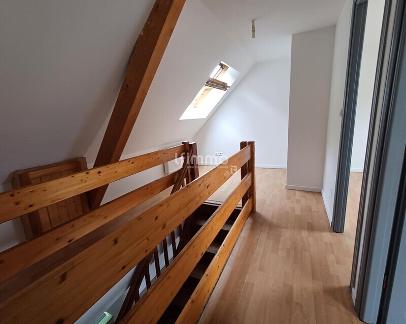 Appartement 3 pièces en duplex - 36b93221-668f-4640-9dc0-9d1ddad8b23e - copie