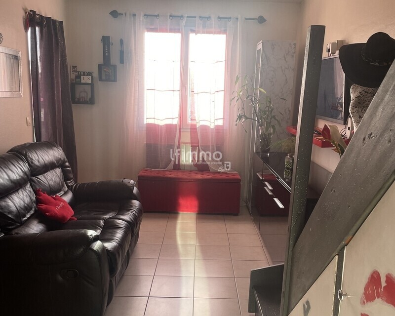 En vente aux enchères appartement t3 à claye-Souilly  - Salon sejour