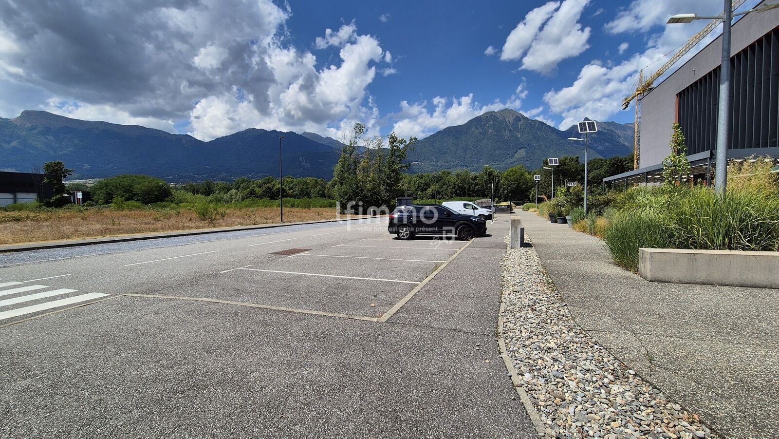 Vente restaurant avec licence IV sur Gilly-sur -isère - Parking3