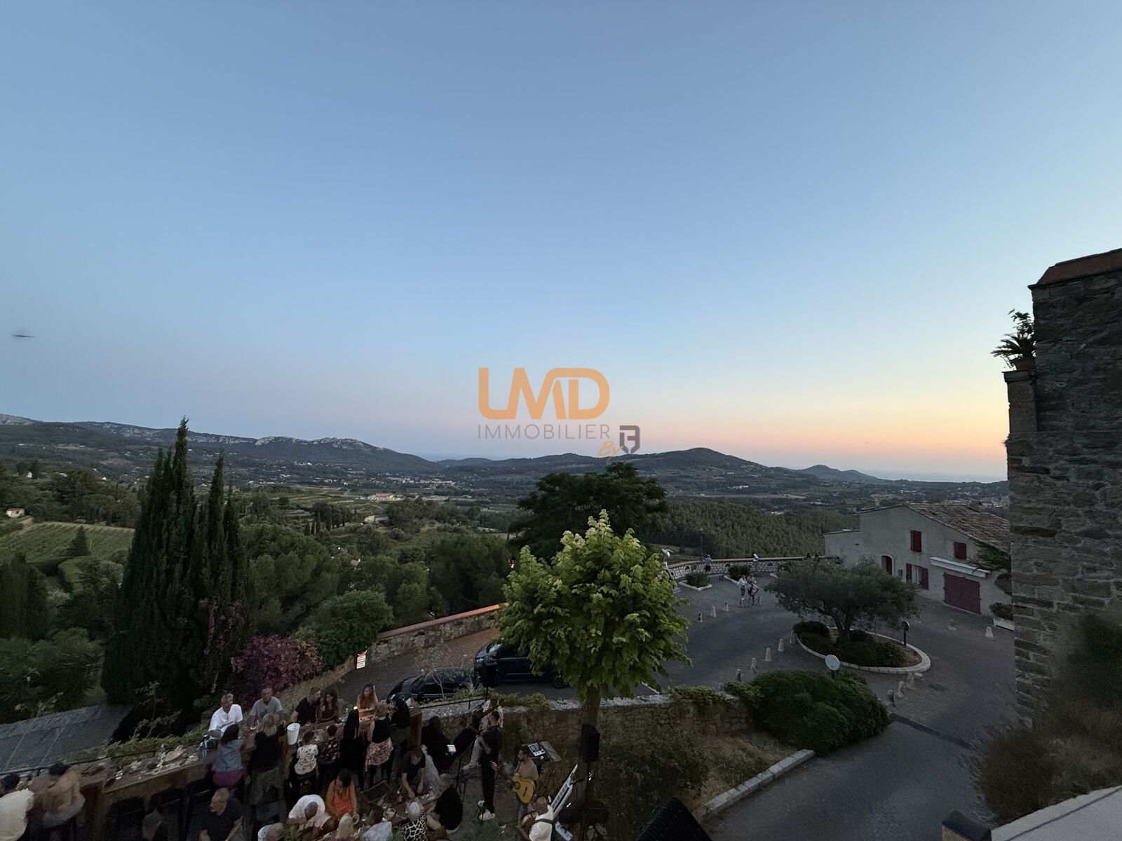 Restaurant emplacament n°1 - Terrasse - Vue panoramique - Img 3830