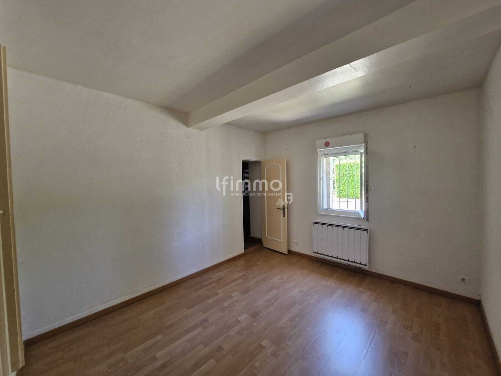 Corps de ferme à rafraichir en bordure de ruisseau ! - Ffe9988d-1232-4c6d-8224-9f98094e6de6