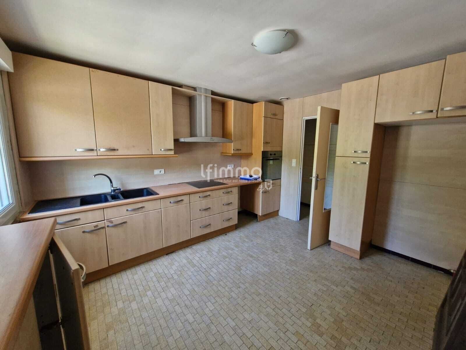 Corps de ferme à rafraichir en bordure de ruisseau ! - 3bbb11f0-a4bf-41a4-84f7-bafff492b98f