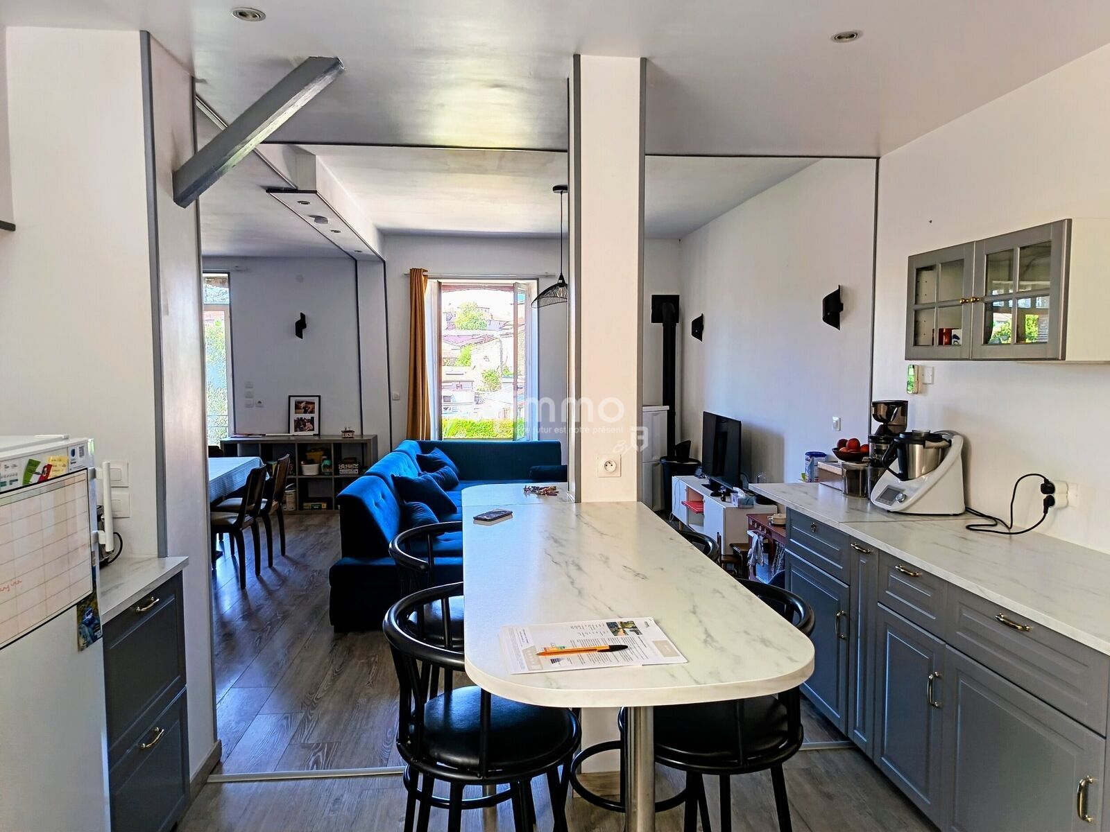 Maison XIXème en pierres ! - Cuisine ouverte sur le séjour