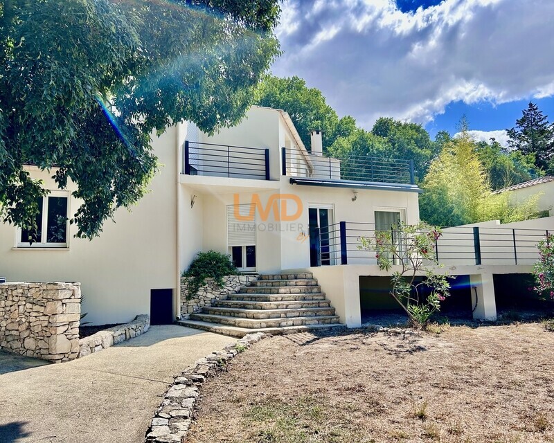 traversante, lumineuse, calme, terrasses jardin  - MAISON JARDIN TERRASSE NIMES 