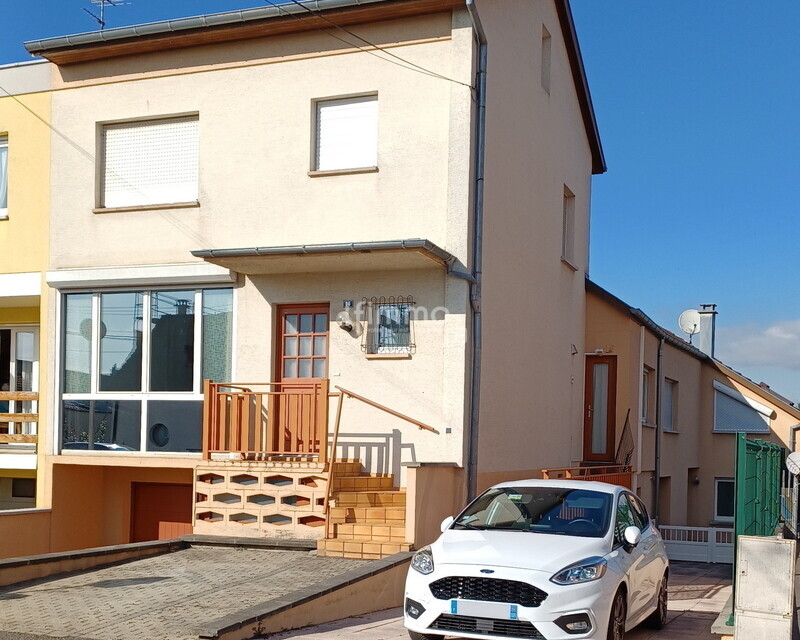 Maison mitoyenne de 186m2 avec une extension adaptée PMR - Maison00