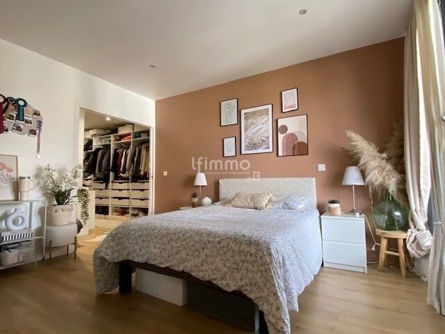 Maison d'architecte de 410m2 sur un terrain divisible de 910m2 - Img 8797