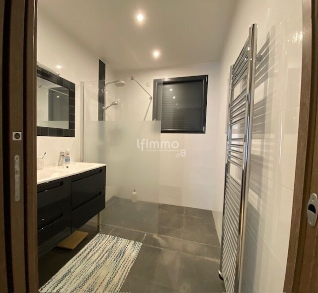 Maison d'architecte de 410m2 sur un terrain divisible de 910m2 - Img 8743