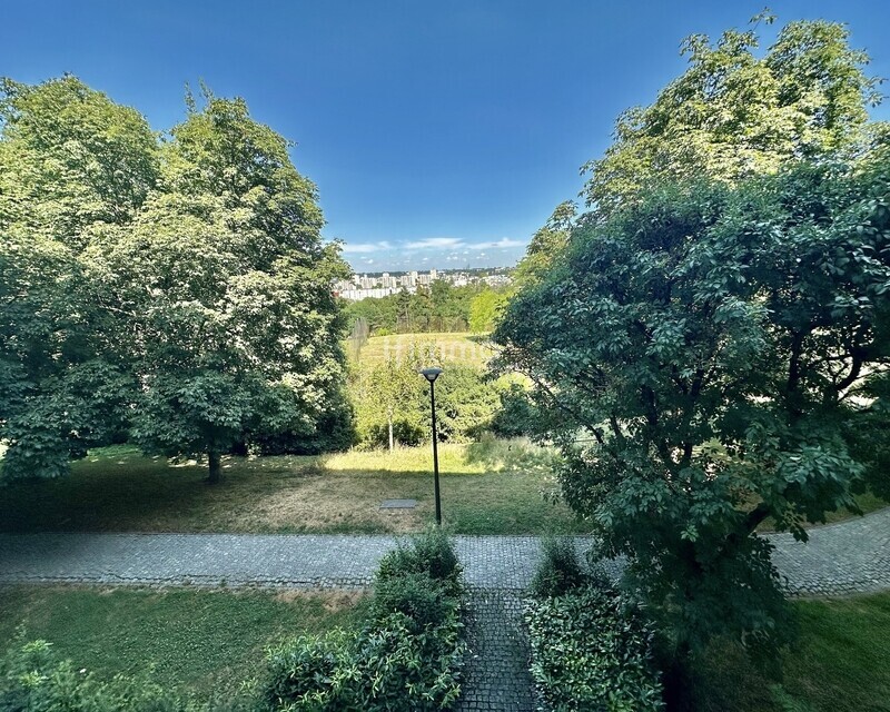 Rosny sous bois-La Boissière- Appartement 3P 67m2- Balcon- Double Box - Vue sur les jardins du golf