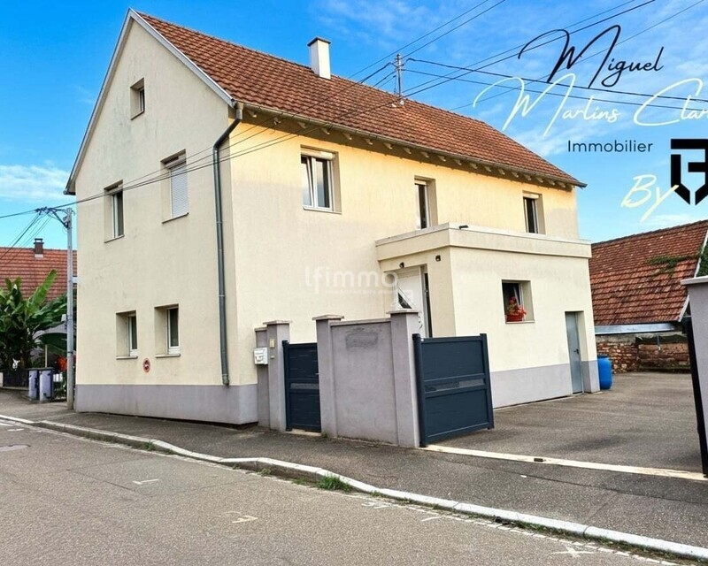 Maison familiale 100m² - 888888