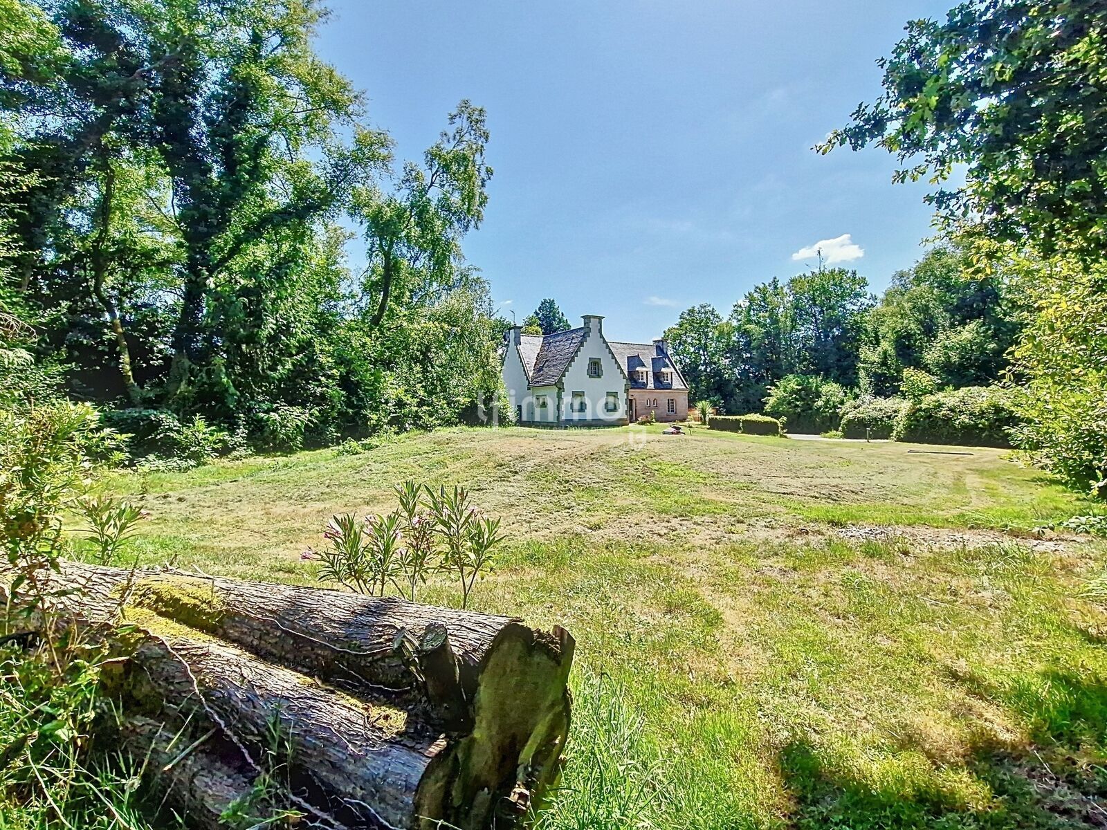 Maison de 235 m² à Cast 29150 - Extérieur  32