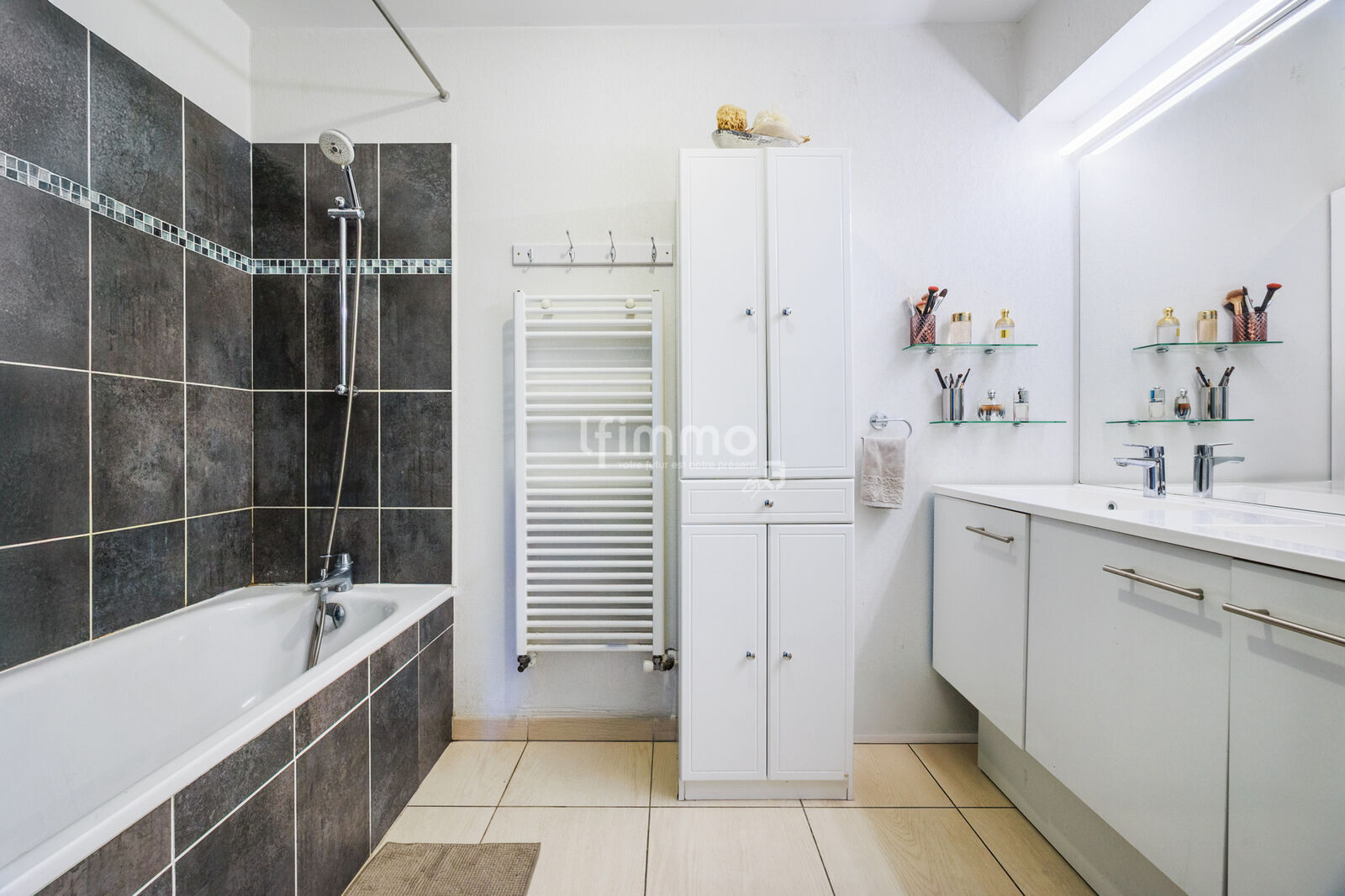 13008 / Appartement / Terrasse - Rouet-7