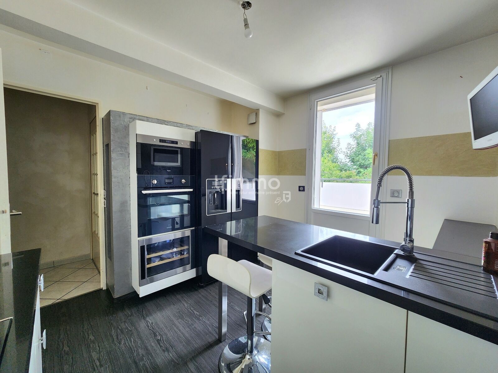 Duplex avec un bel extérieur - 20250715 141513