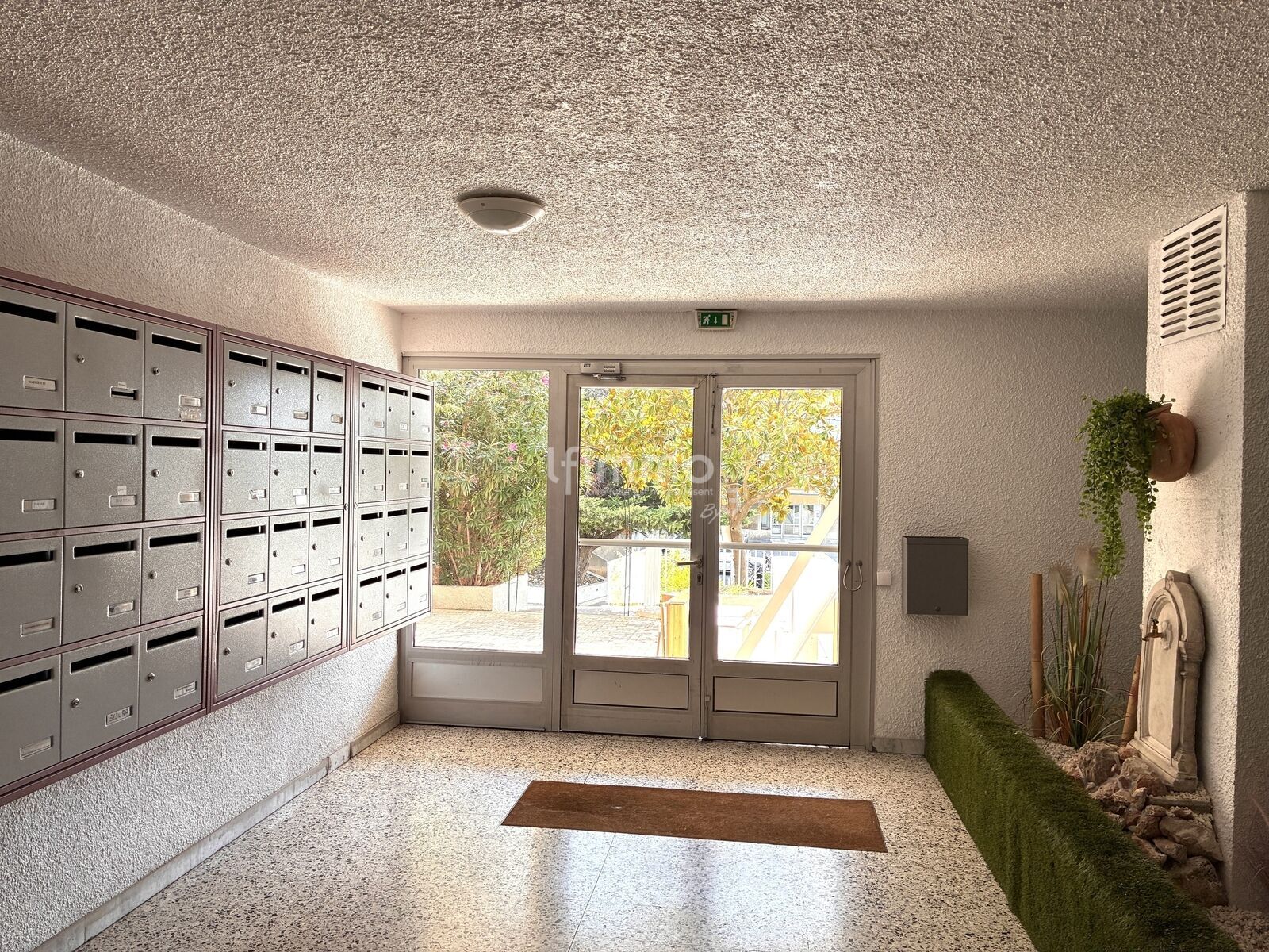 T1 24m2 - Au pied des collines de La Valbarelle - 13011 - Img 4756