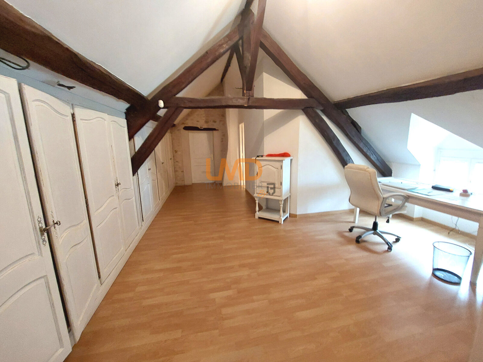 Donnemarie-Dontilly, Maison en pierre, sur terrain clos de murs - 15