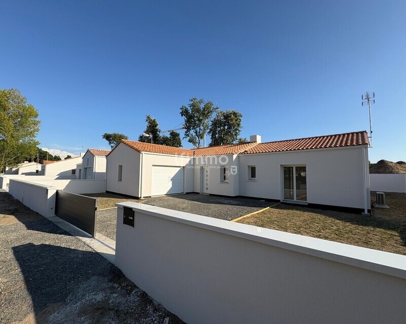 Maison neuve  4 pièces St Jean de Monts - Img-20250801-wa0014