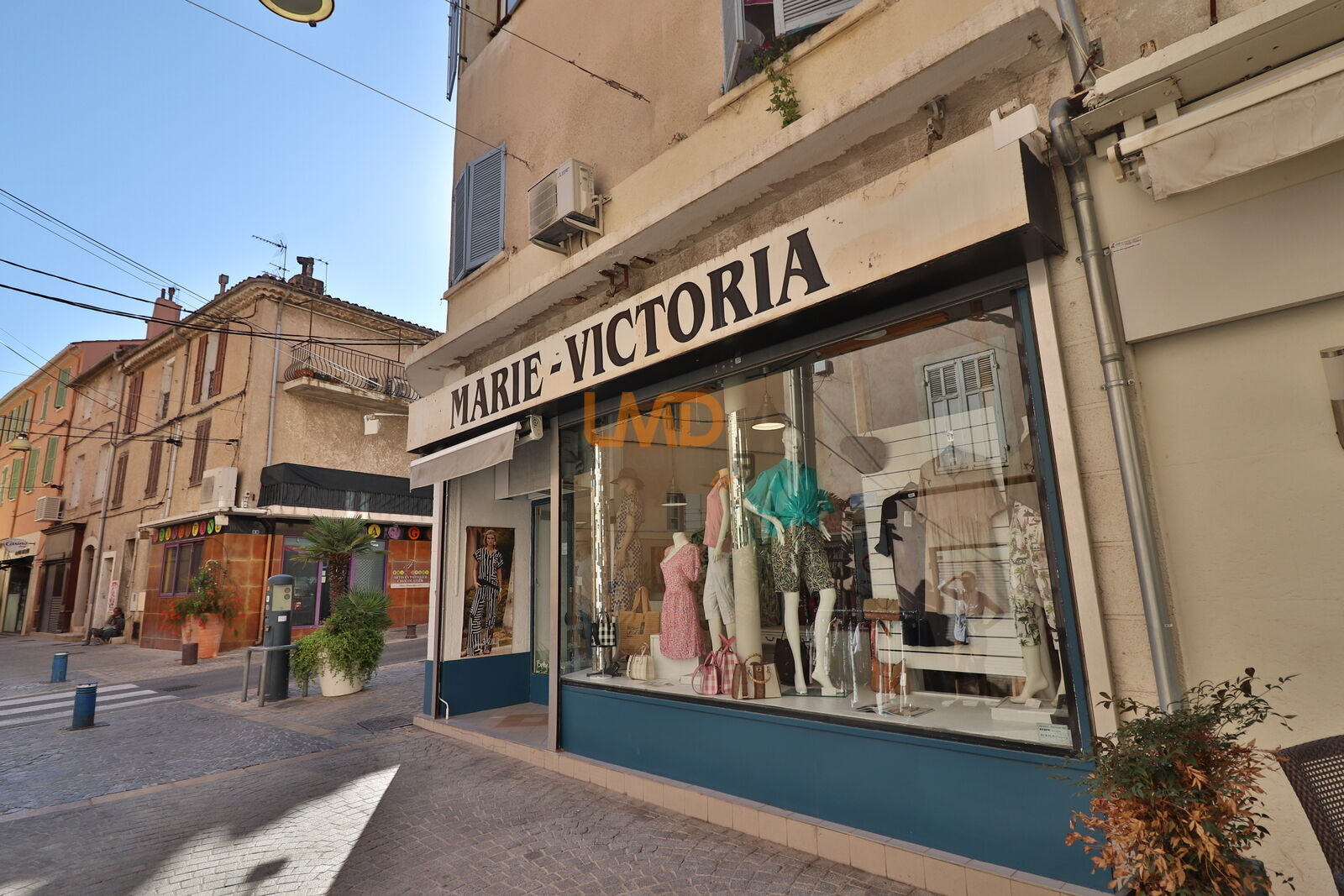 Fonds de Commerce - Prêt à Porter - Grande visibilité - Img 2590