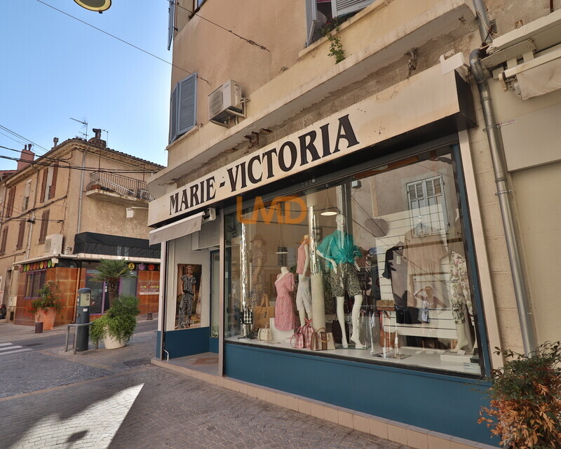 Fonds de Commerce - Prêt à Porter - Grande visibilité - Img 2590